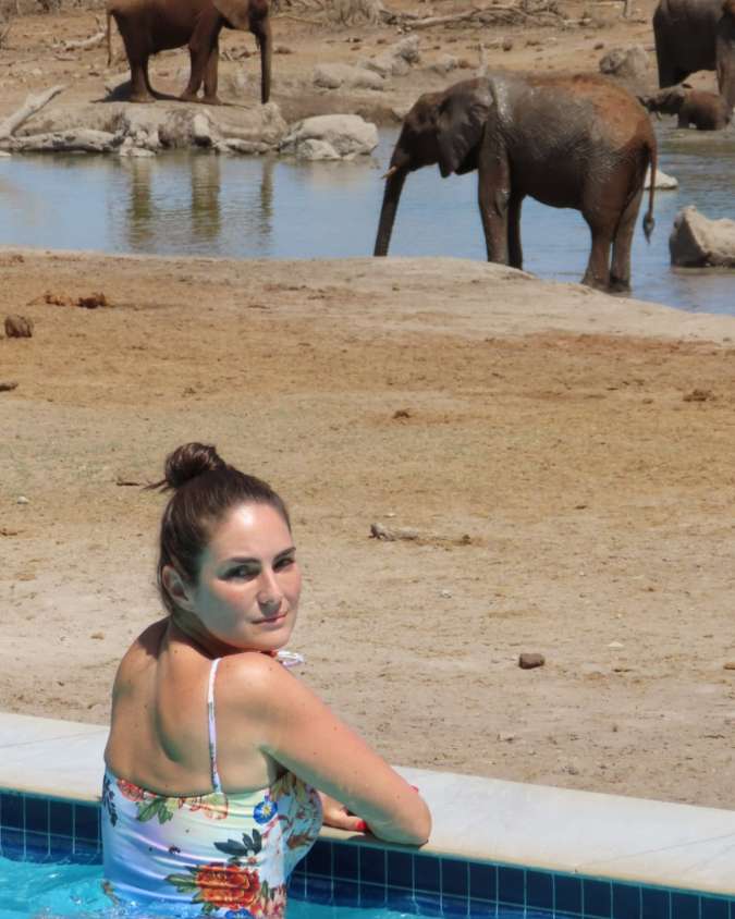 Nanan Travel - Balancing Luxury & Wilderness in African Safaris _ Ultimate Guide- clients on safari